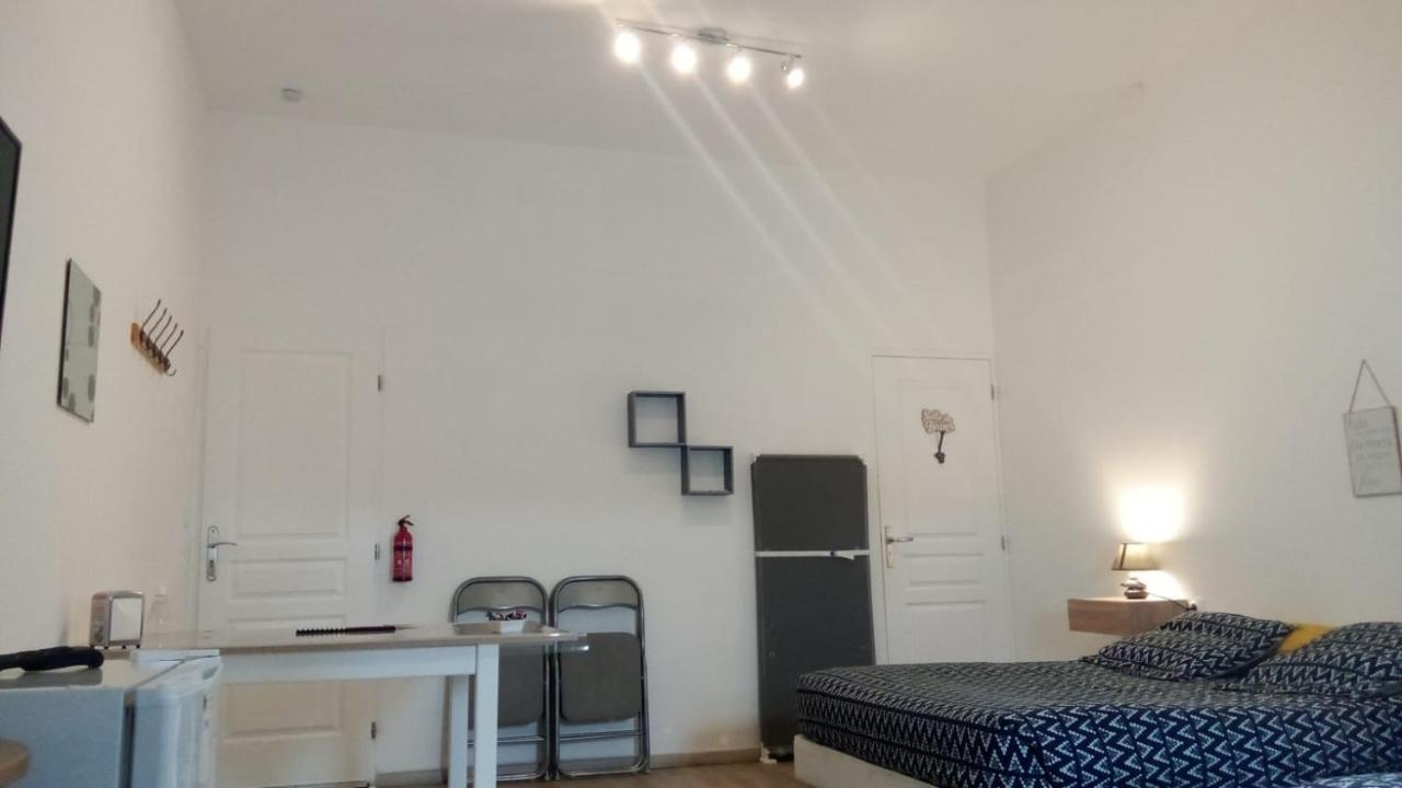 Le Relais De Poste Hotel Orbigny Eksteriør billede